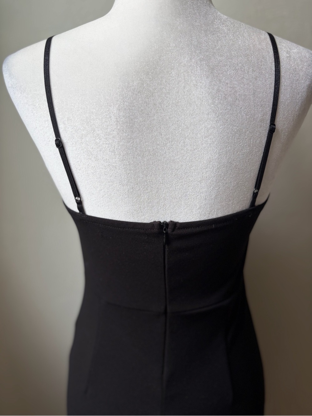 Just Quella Black Asymmetrical Midi Dress Side Slit Size 4-6 - Picture 6 of 8